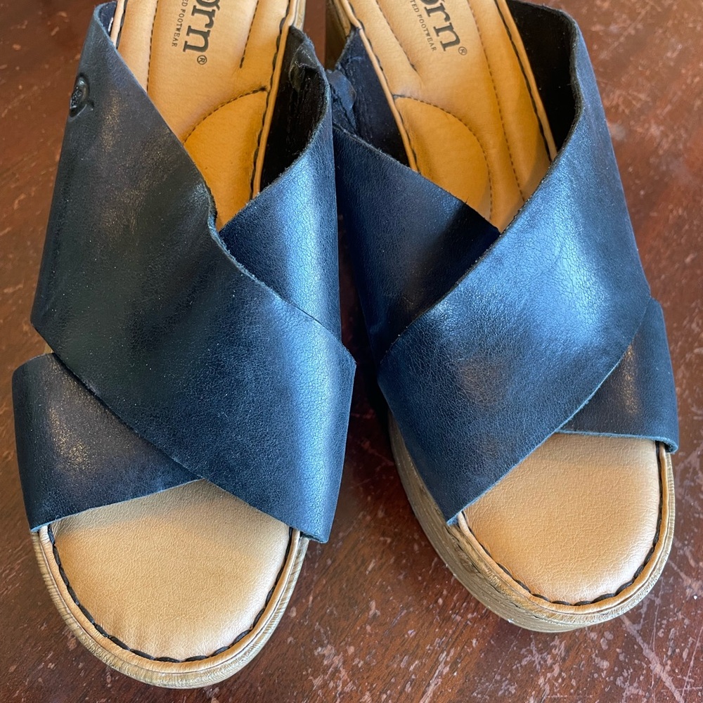 Born Women's Black Leather Sandals size 7 Heels platform slide on